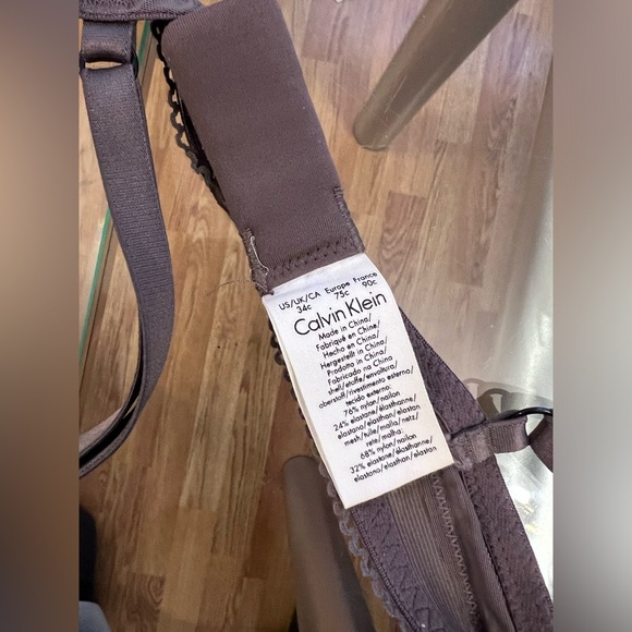 Calvin Klein brown bra - Picture 3 of 3